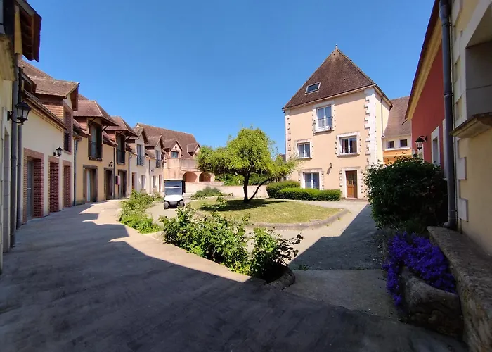 Le Haut-val Residences Aparthotel Belleme